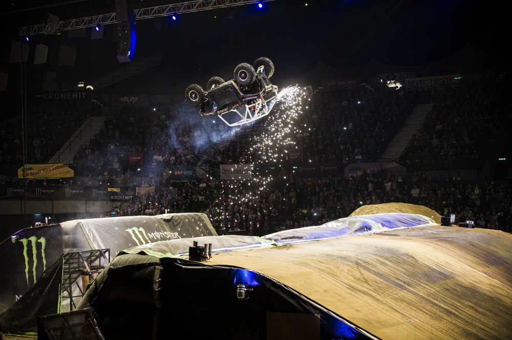 Philipp Greindl masters of dirt wien stadthalle MOD monster energy girls bensch media